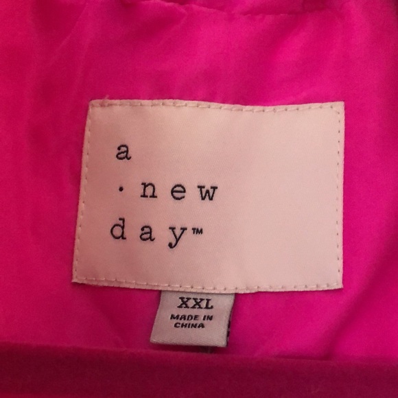 NWT a new day pink puffer vest. XXL. - Picture 2 of 7